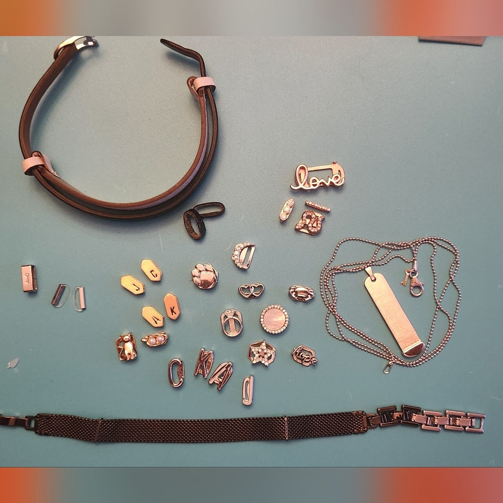 Keep collective/Stella and Dot lot